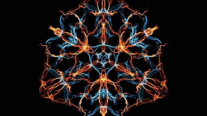 为什么女游泳运动员看起来大部分都是平胸？